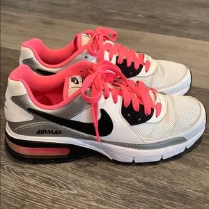 Women's Nike Air Max Captivate - Size 7